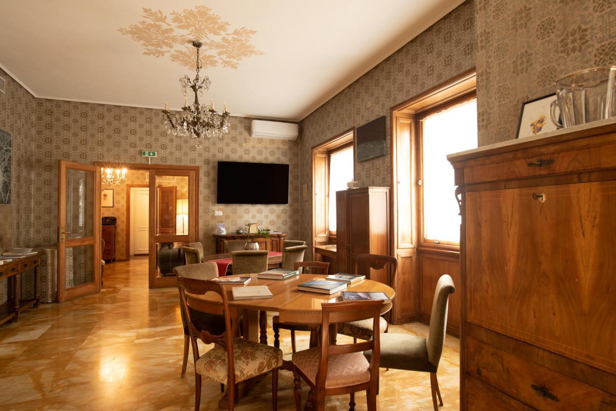 كالياري Locanda Dei Buoni E Cattivi المظهر الخارجي الصورة