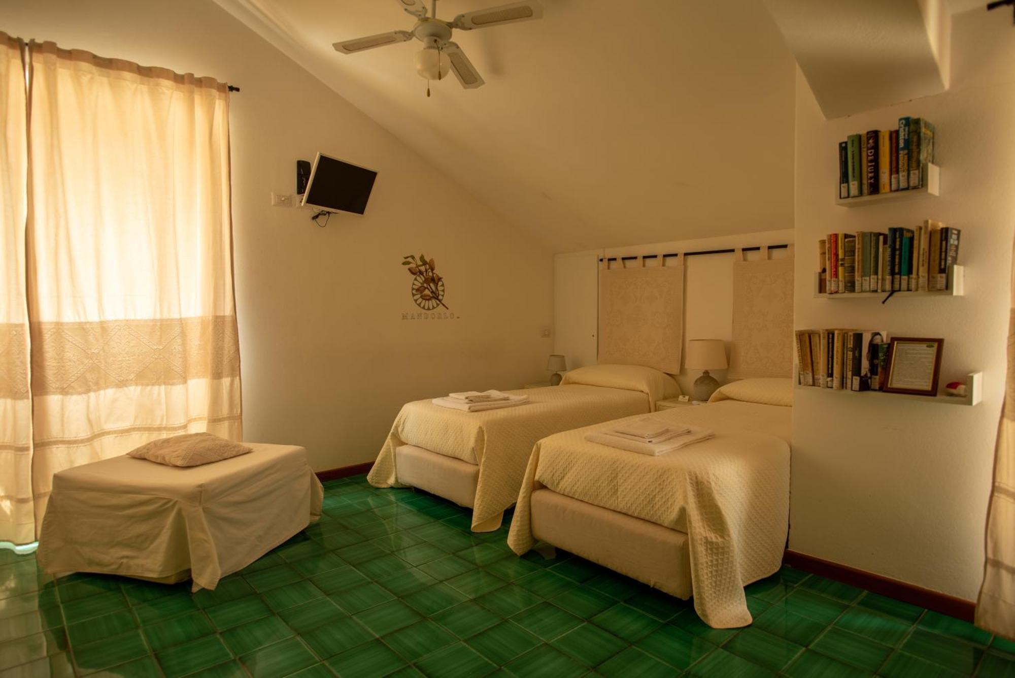 كالياري Locanda Dei Buoni E Cattivi المظهر الخارجي الصورة